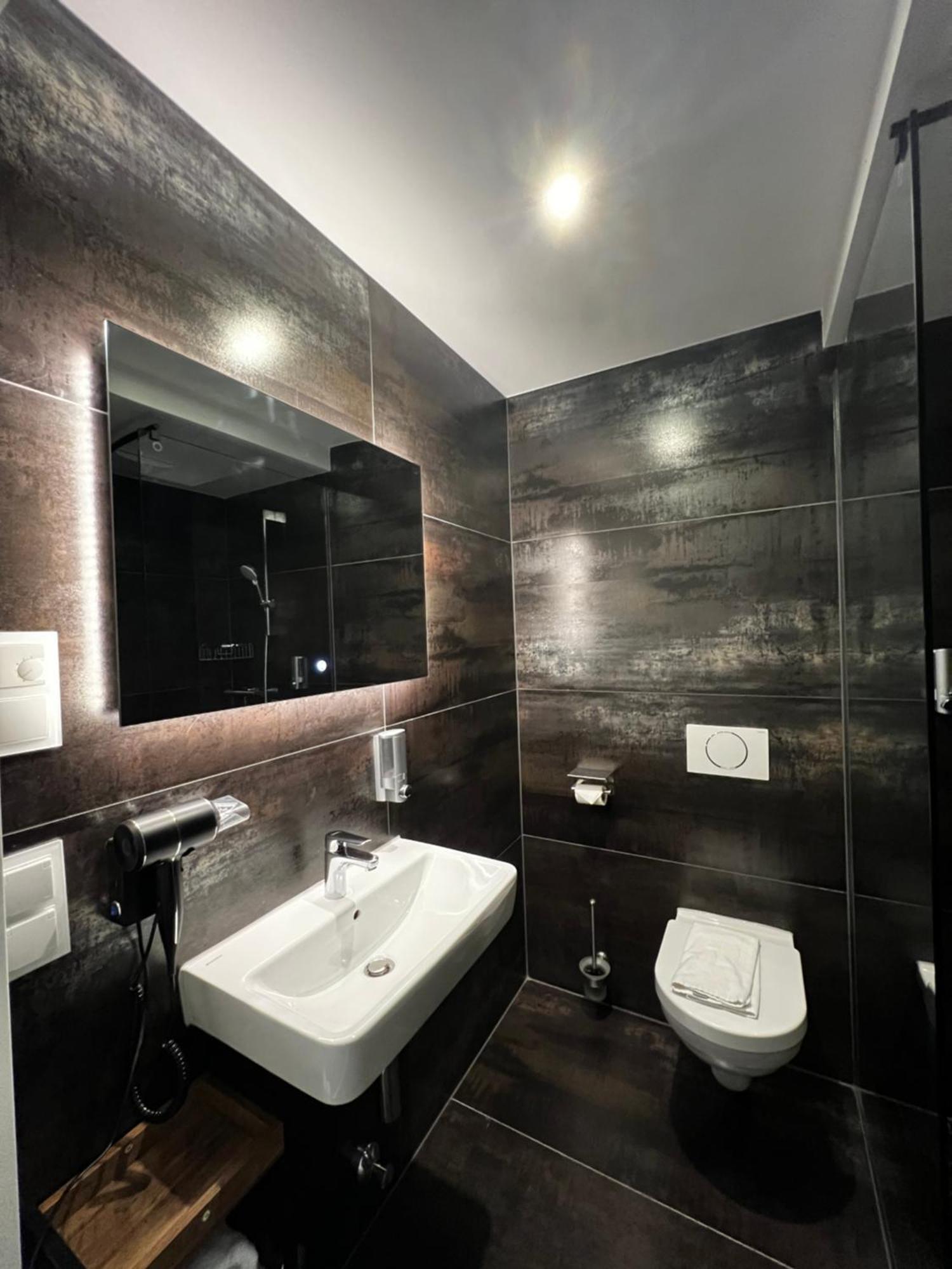 קלן Hotel Adrett Am Dom - Digital Access מראה חיצוני תמונה