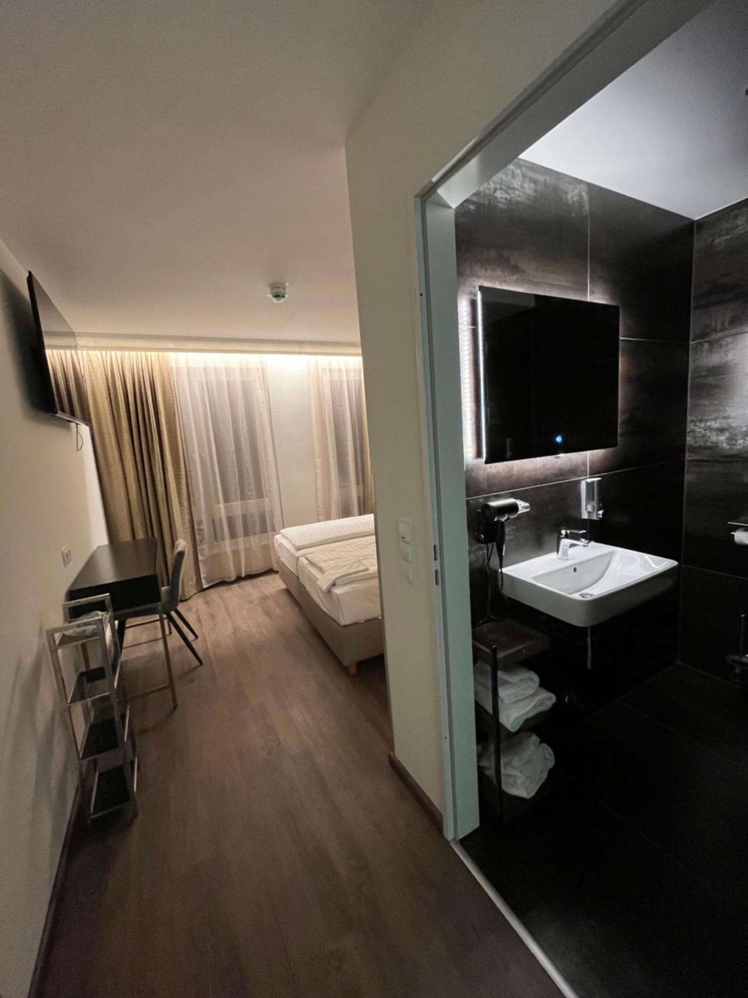 קלן Hotel Adrett Am Dom - Digital Access מראה חיצוני תמונה